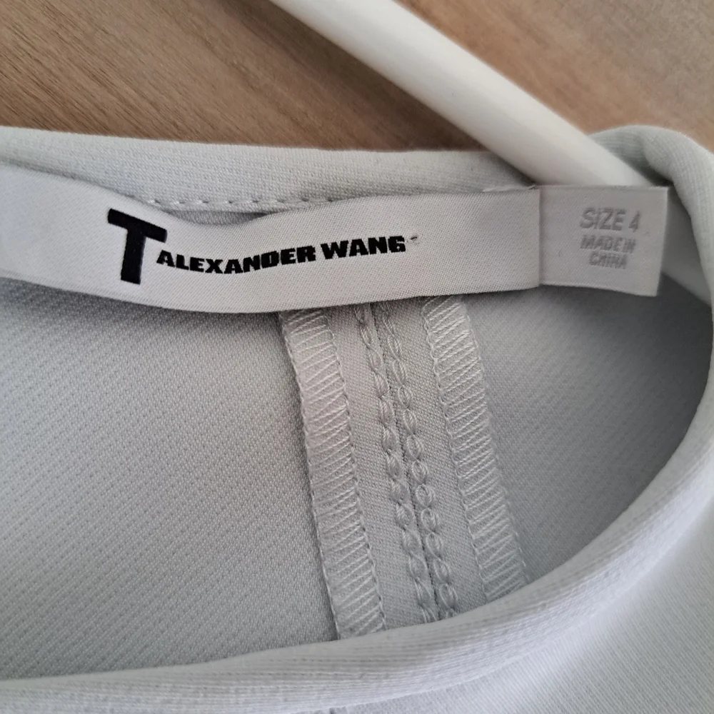 Light blue dress - Picture 4 of 9